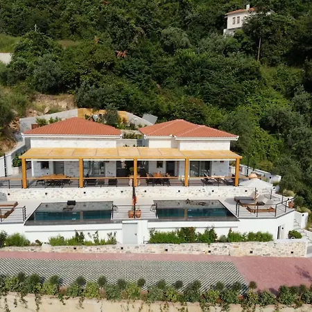 Aquanera - Sunrise View Retreat With Private Pool- 5 Minutes From The Beach- By Mana Gers Agioi Saranta